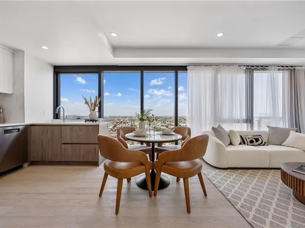 2286 Cropsey Avenue image 14 of 26