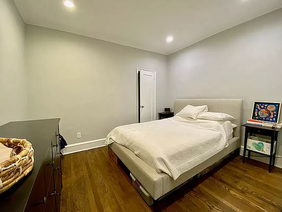 4th image of 204 Saint Marks Ave #2F