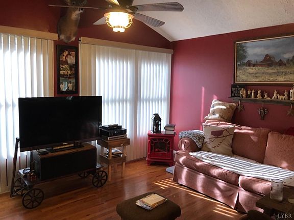 4th image of 105 Crestline Dr
