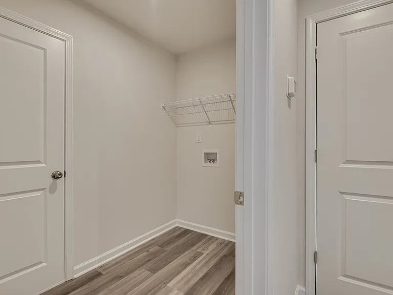 208 Barracks Rd — Photo 21