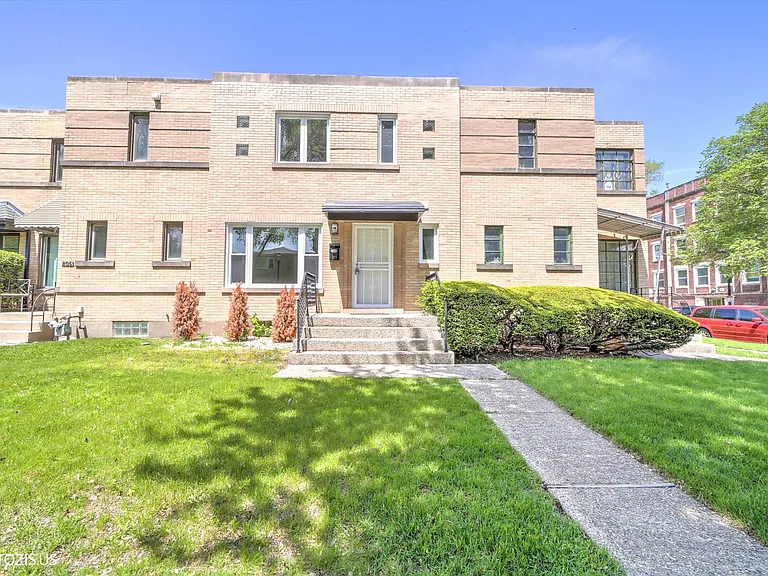 803 Brummel St — Photo 1