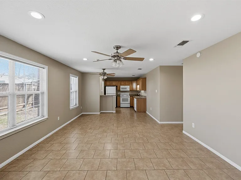 2803 Wayside Ave — Photo 8