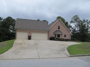 2007 E 9th St, Des Moines, IA 50316