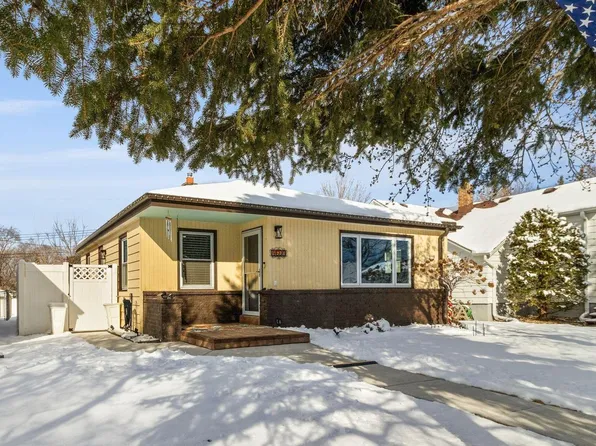 4609 South 49th STREET, Greenfield, WI 53220