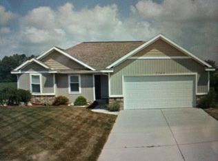 7143 Jasper Dr, Hudsonville, MI 49426