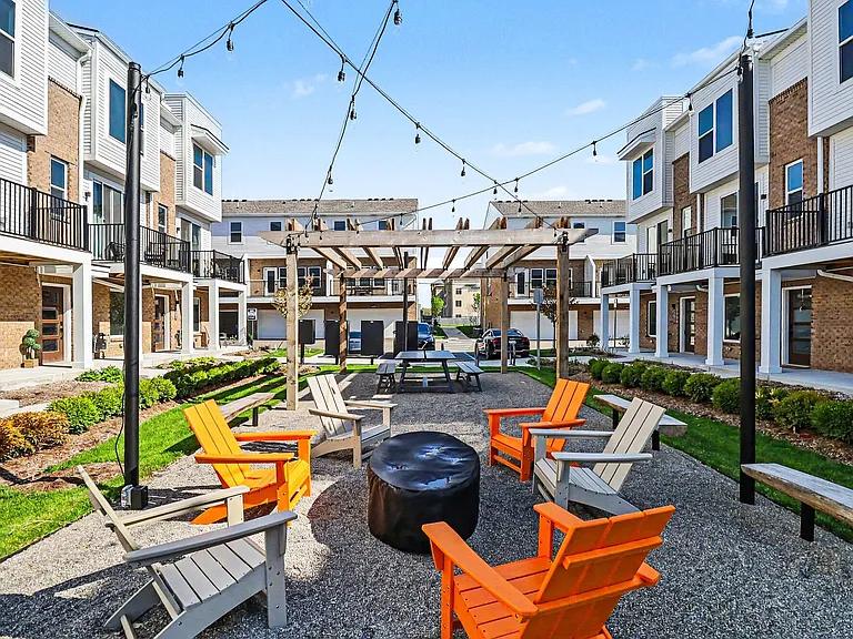 The Residences at Sakura Novi — Photo 49