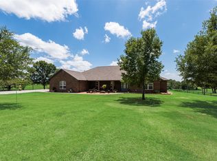 3188 Us Highway 82, Bells, TX 75414