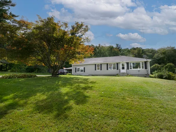223 Federal Hill Rd, Oxford, MA 01540