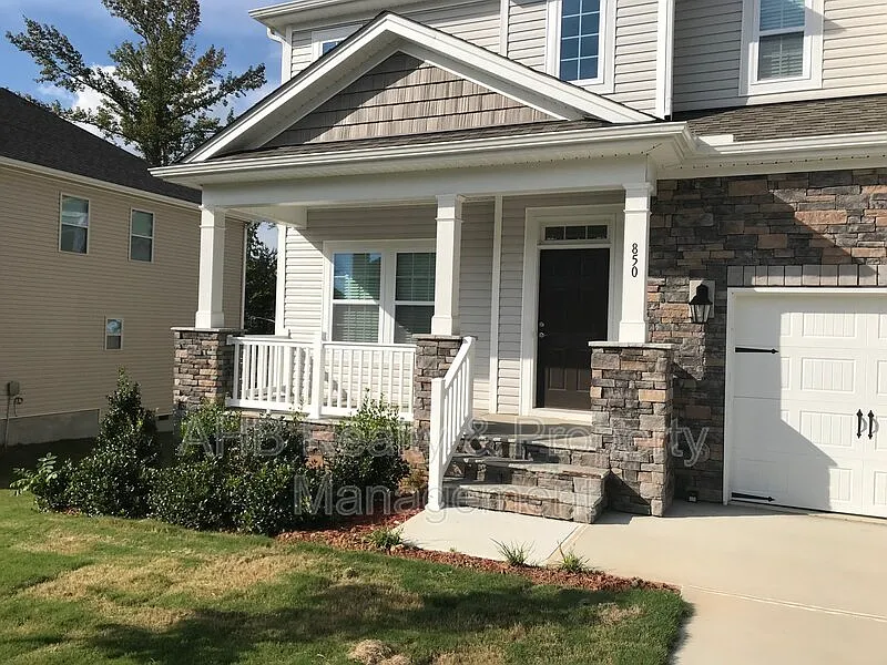Building Photo - 850 Longleaf Pine Pl