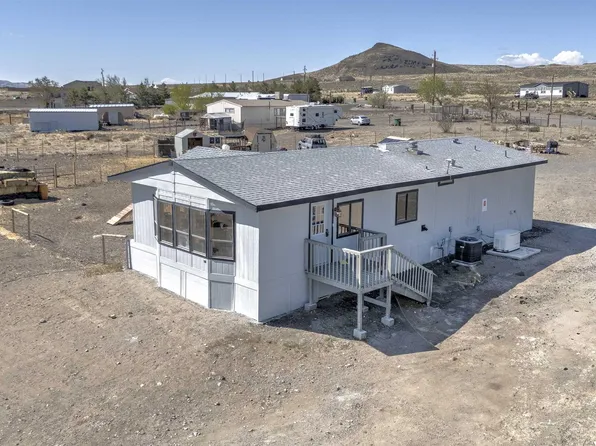 7340 Citrus St, Silver Springs, NV 89429
