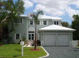 7220 SW 164th Ter, Palmetto Bay, FL 33157