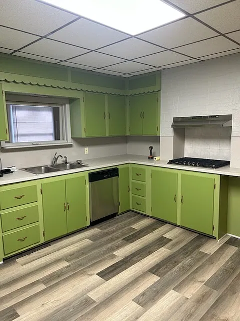 288 New Hancock St — Photo 2