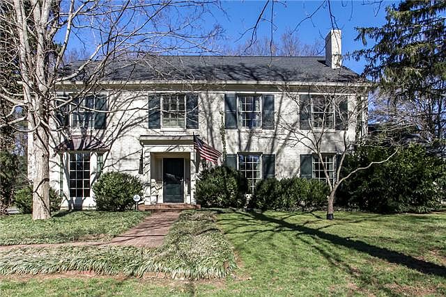 1st image of 4420 Manor Dr