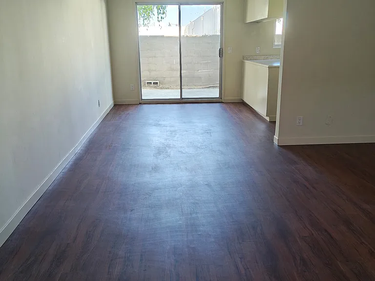 21006 Reynolds Dr #7 — Photo 10