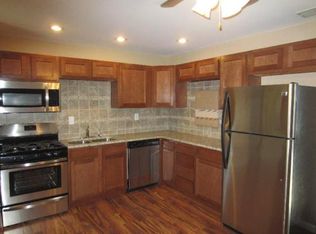 326 Kent Ave, Romeoville, IL 60446