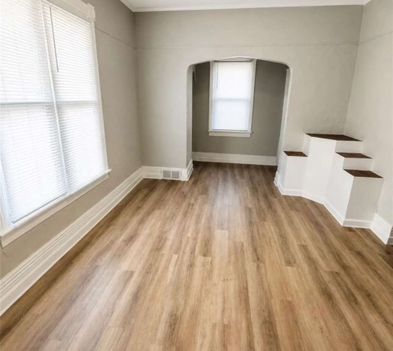 2658 Main St — Photo 2