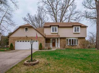 51965 Gentian Ln, Granger, IN 46530