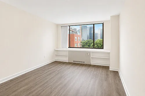 1111 Arlington Blvd #928 Photo 1
