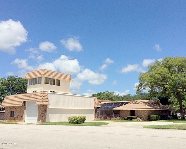 1st image of 32 Lazy Eight Dr