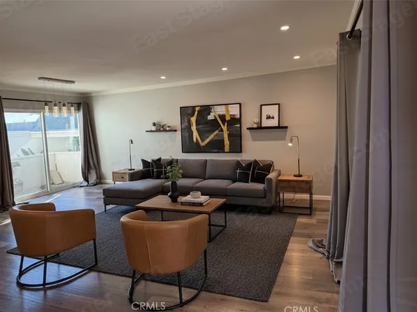 10749 New Haven St Unit 30, Sun Valley, CA 91352