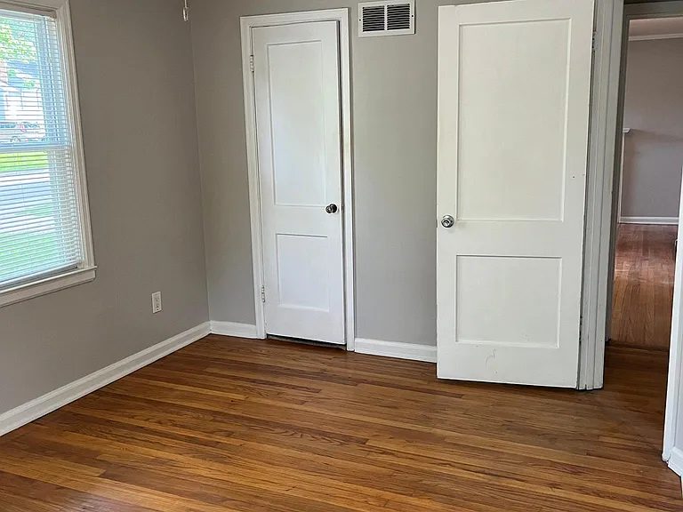 5220 Sycamore Dr — Photo 11