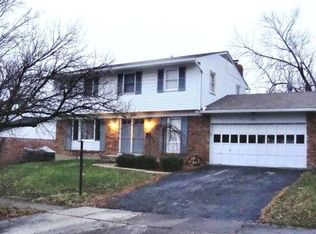 1061 Ironstone Dr, Cincinnati, OH 45240