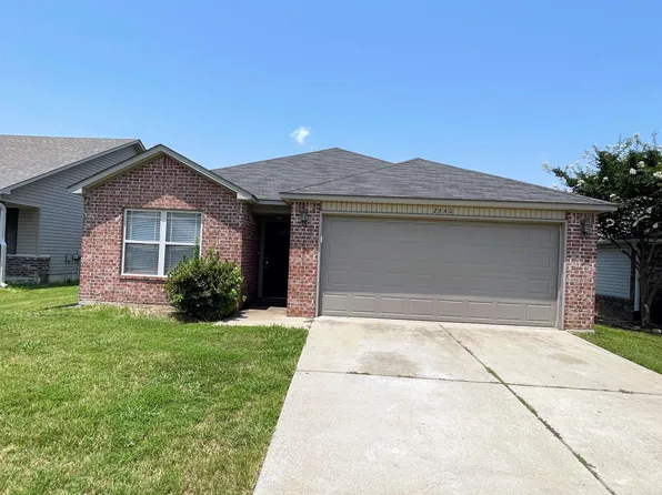 2640 Chapel Creek Dr, Benton, AR 72015