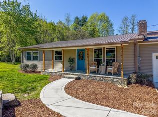 160 Canter Ln, Sylva, NC 28779