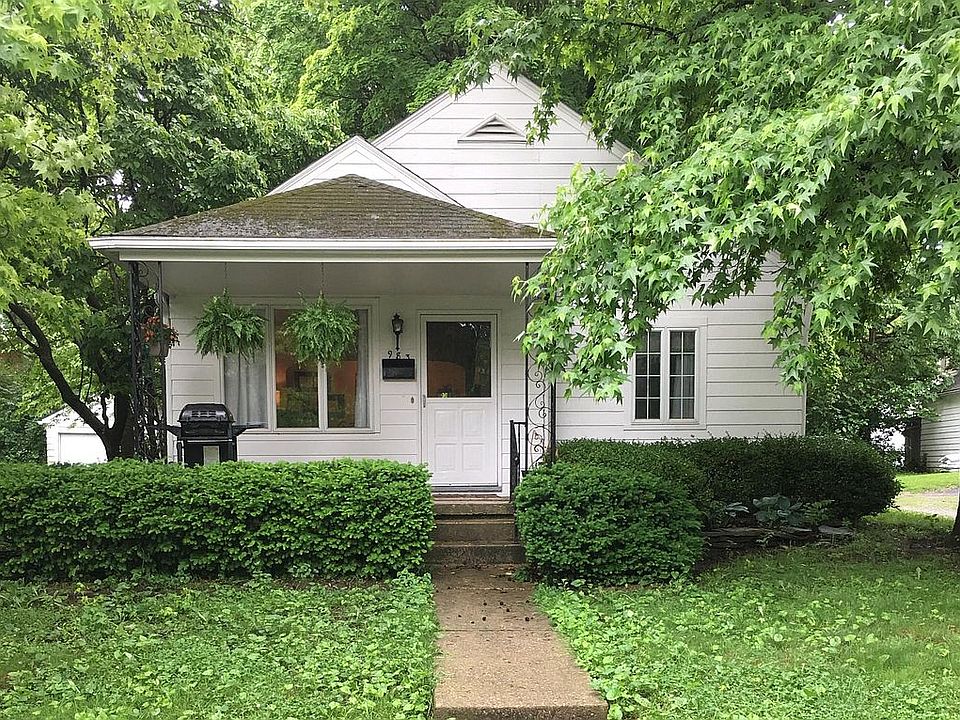 Street view of 983 W. 2nd Ave Grandview, OH 43212