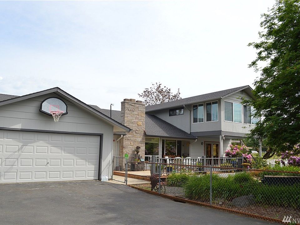 1st image of 2910 184th Ave SE