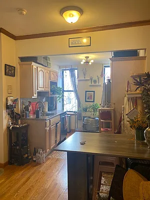 Rented by R New York | media 19