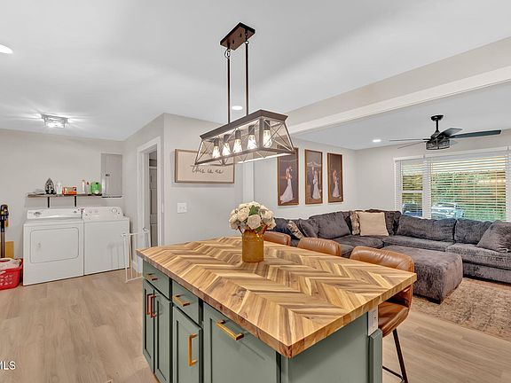 5th image of 104 Lynn Ln