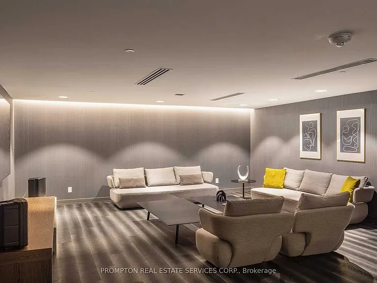 3 Gloucester St #1006 — Photo 27