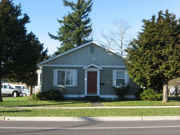 201 E Grover St, Lynden, WA 98264