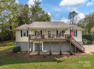 61 Blue Ridge Acres Rd, Asheville, NC 28806