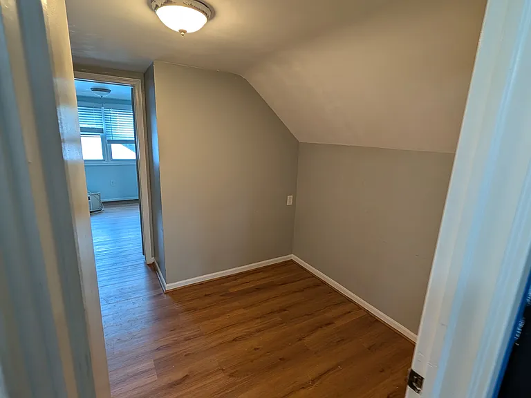 1749 Margaret Ave SE — Photo 8