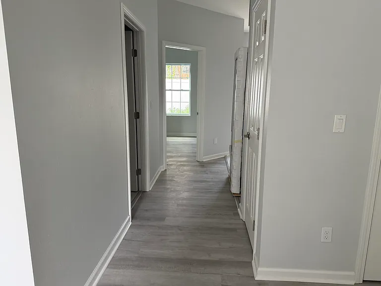 2111 Owens St #1 — Photo 16