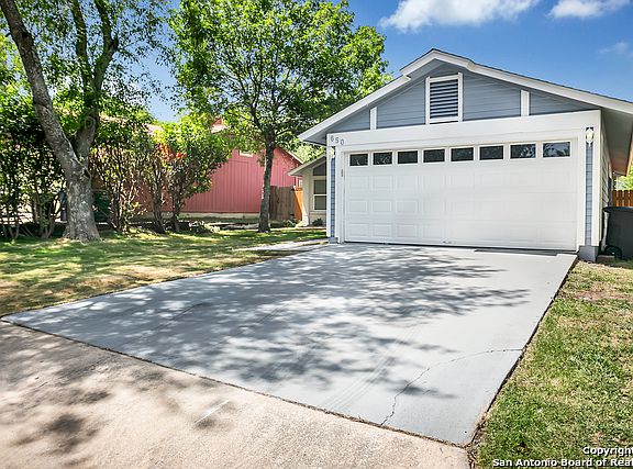 2nd image of 650 Cypressgreen Dr