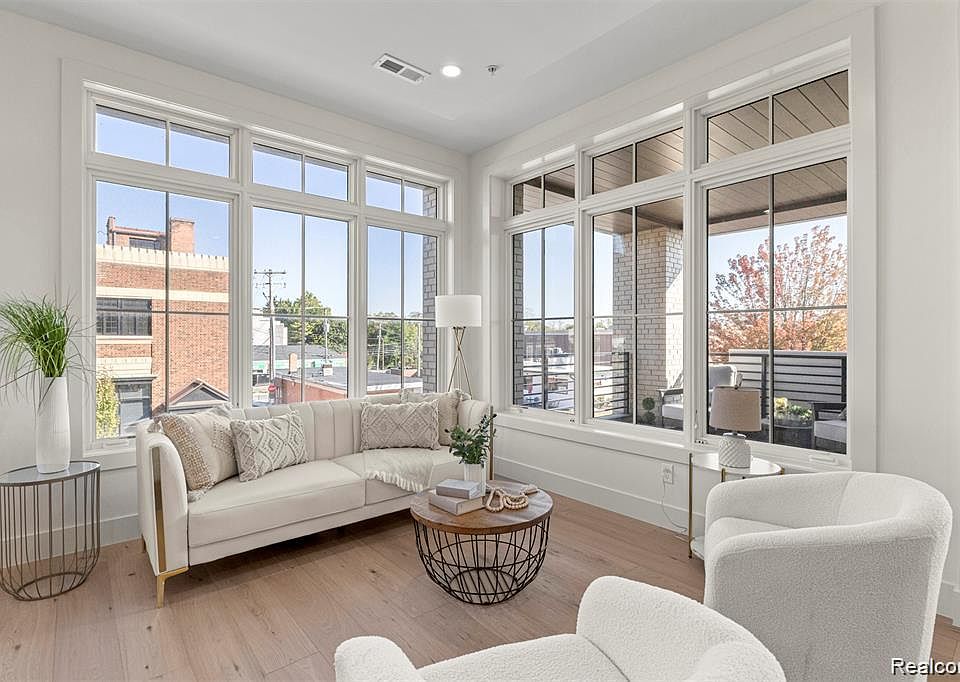 1st image of 156 N Center St Unit 303