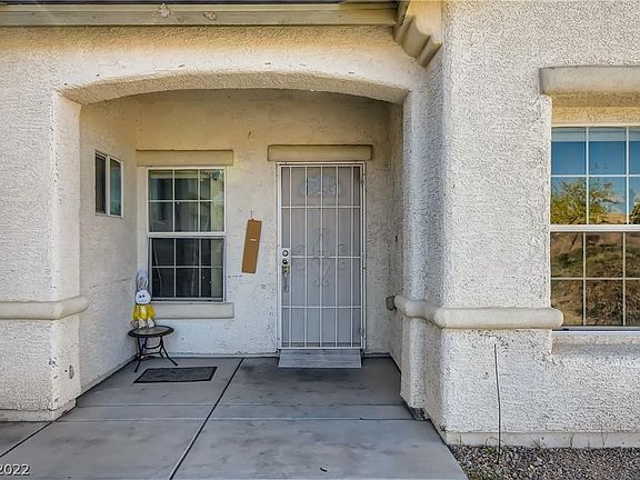 4th image of 4111 Amberdale Ave