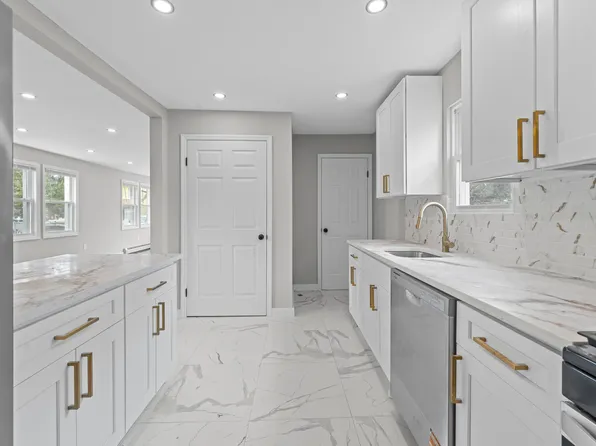 131-35 222nd Street image 1 of 41