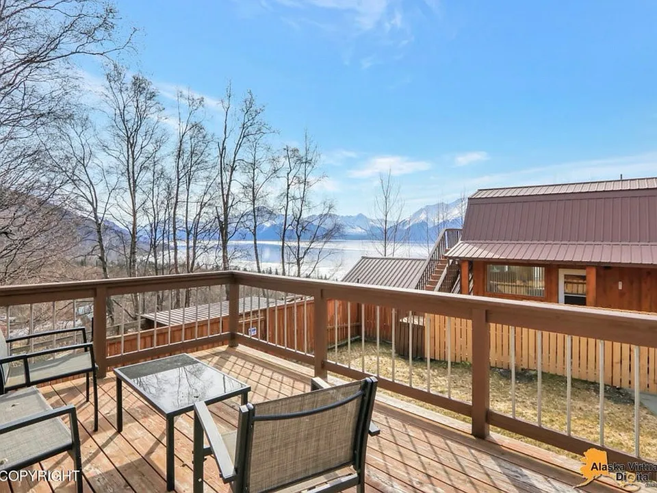 206 Huot Cir #1