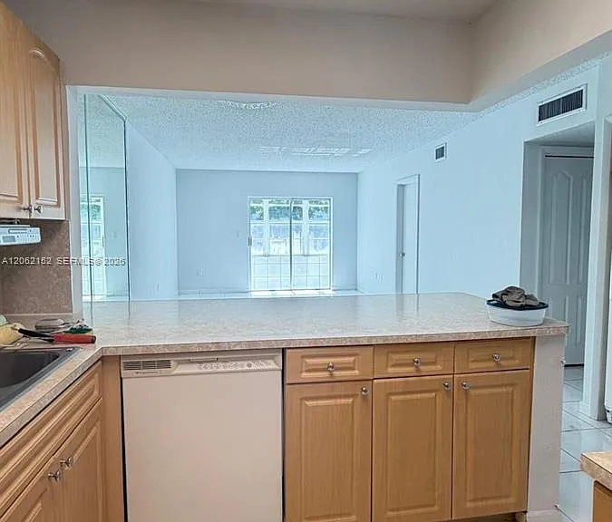 120 Royal Palm Rd #111 — Photo 5