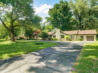 1307 E Catalpa St, Springfield, MO 65804