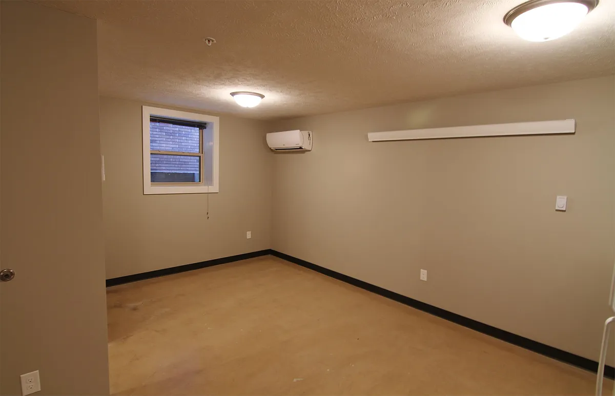 Building Photo - 1421 P St #105