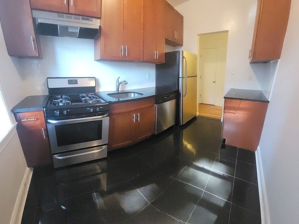 1st image of 34-01 Parsons Blvd #1A