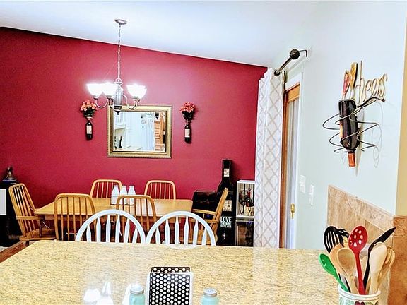 3rd image of 8752 Pinewood Ct