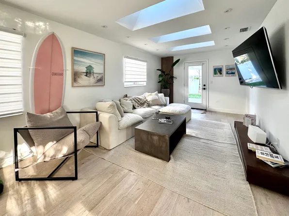 2410 Floyd St, Sarasota, FL 34239