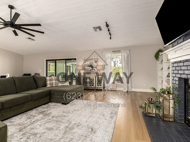 107 S Catalina St — Photo 11