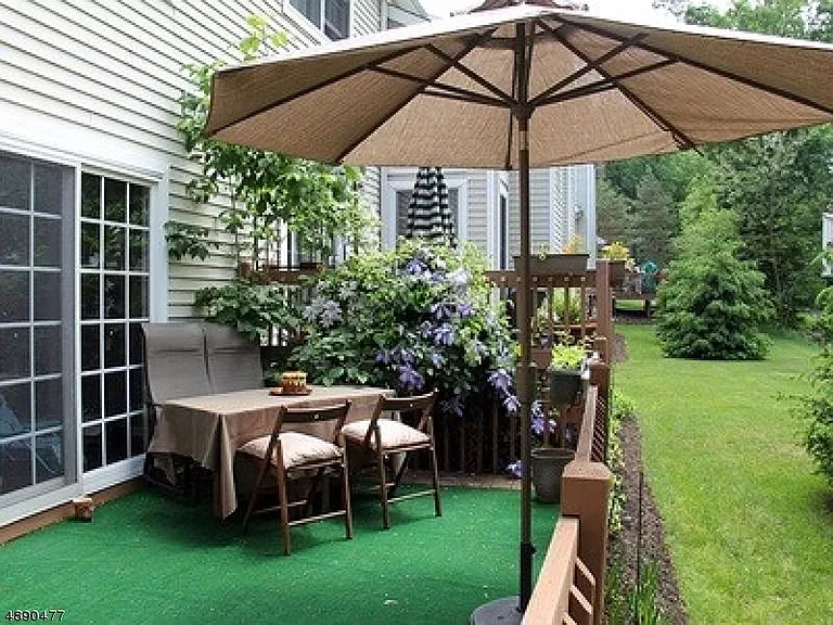 12 McManus Ct — Photo 3
